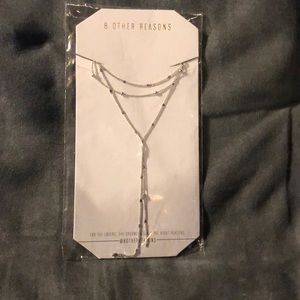 8 other reasons Landon Lariot necklace